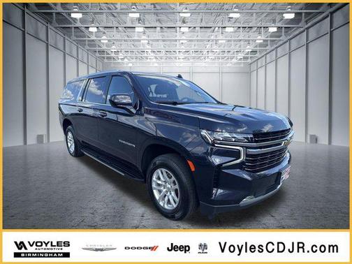 Dark Ash Metallic 2024 Chevrolet Suburban LT