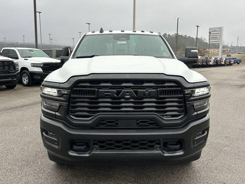2026 RAM 2500 Tradesman Crew Cab 4x4 6'4' Box