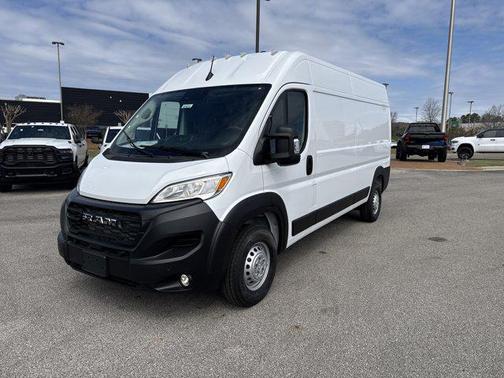 Bright White Clearcoat 2026 RAM ProMaster 2500 Tradesman