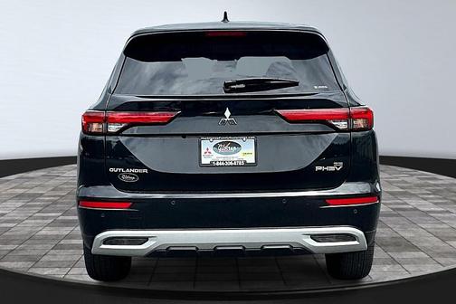 2025 Mitsubishi Outlander PHEV SE S-AWC
