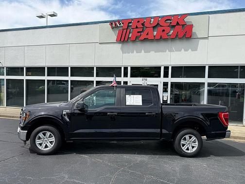 Agate Black Metallic 2023 Ford F-150 XLT