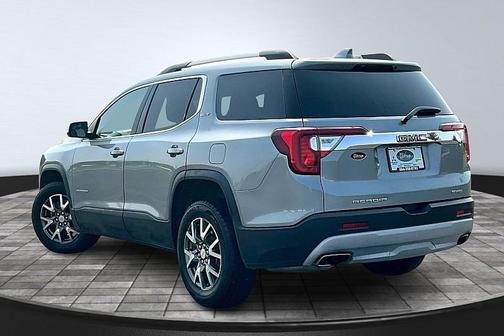 2023 GMC Acadia AWD SLT