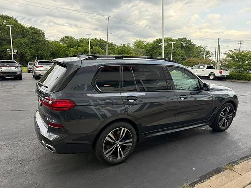 Arctic Gray Metallic 2019 BMW X7 xDrive40i