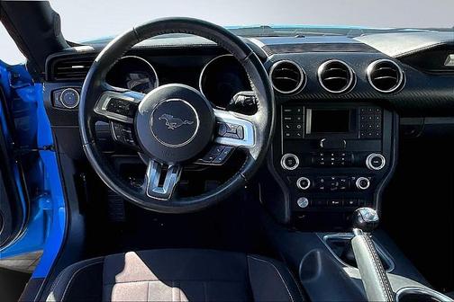 2022 Ford Mustang EcoBoost Premium