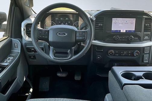 Oxford White 2023 Ford F-150 XLT