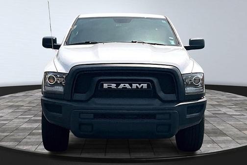 2024 RAM 1500 Classic Warlock Crew Cab 4x2 5'7' Box