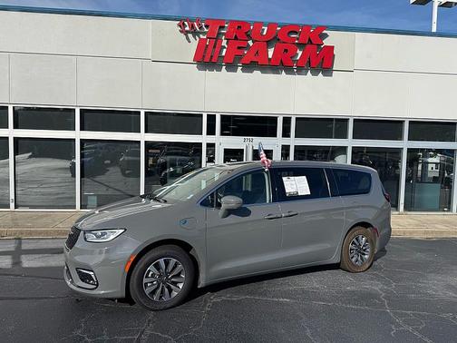 Ceramic Gray Clearcoat 2022 Chrysler Pacifica Hybrid Touring L