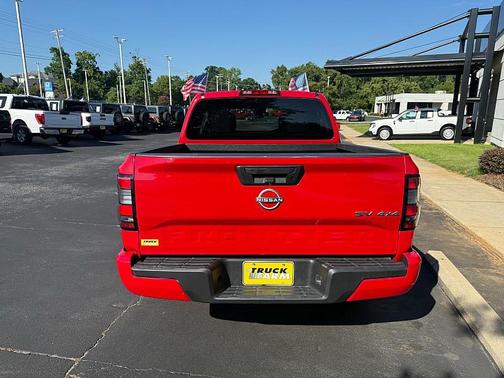 Red Alert 2023 Nissan Frontier SV