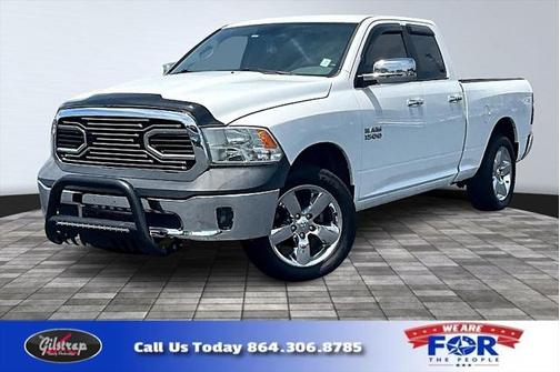 2015 RAM 1500 SLT