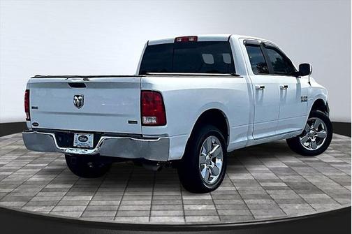 2015 RAM 1500 SLT