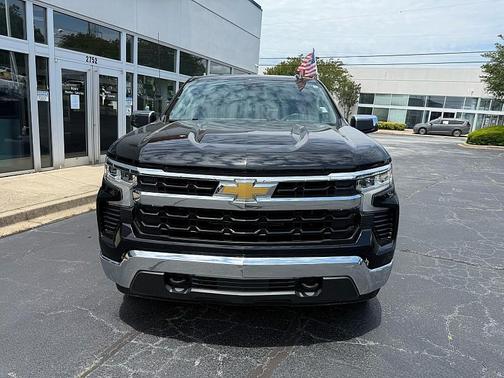 Black 2022 Chevrolet Silverado 1500 LT