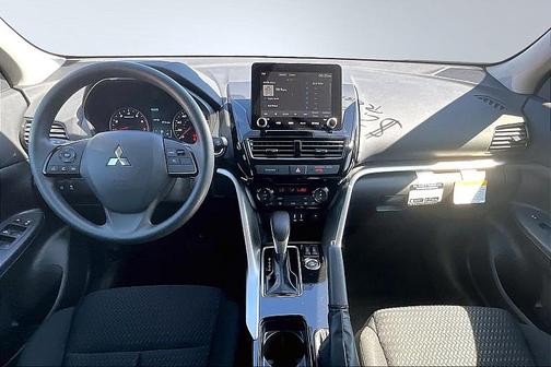 2024 Mitsubishi Eclipse Cross LE