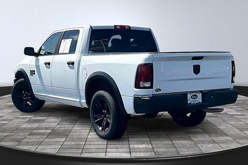 2024 RAM 1500 Classic Warlock Crew Cab 4x2 5'7' Box