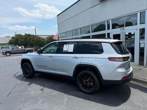 Silver Zynith 2024 Jeep Grand Cherokee L Altitude