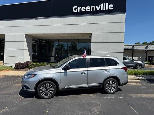 Alloy Silver Metallic 2019 Mitsubishi Outlander ES
