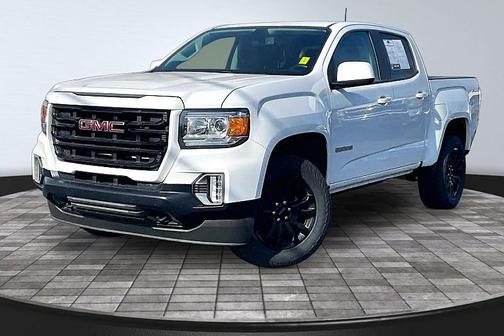 Desert Sand Metallic 2022 GMC Canyon AT4