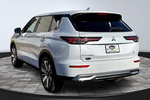 2025 Mitsubishi Outlander SE 2.5 2WD