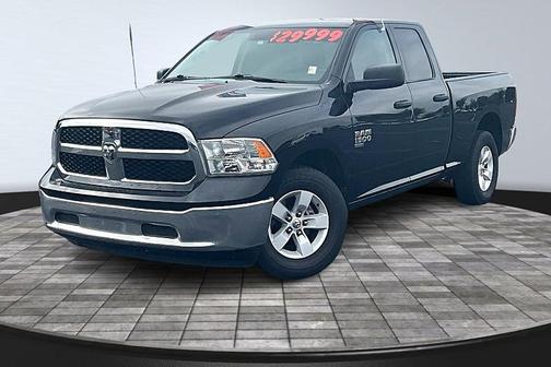 Diamond Black Crystal Pearlcoat 2024 RAM 1500 Classic SLT