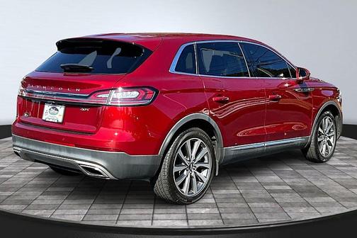 2019 Lincoln Nautilus Select