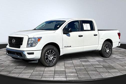Glacier White 2023 Nissan Titan SV
