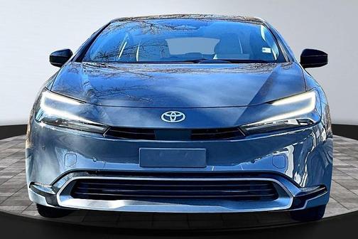 2025 Toyota Prius XLE