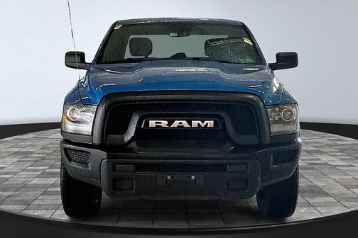 2024 RAM 1500 Classic Warlock Crew Cab 4x4 5'7' Box