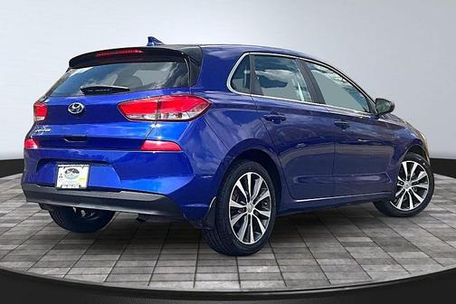 2019 Hyundai Elantra GT Base