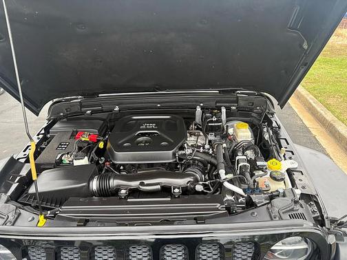 Black Clearcoat 2020 Jeep Wrangler Unlimited Sport