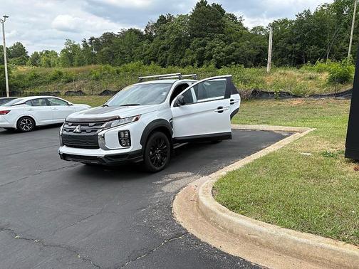 White Diamond 2024 Mitsubishi Outlander Sport 2.0 Trail Edition AWC