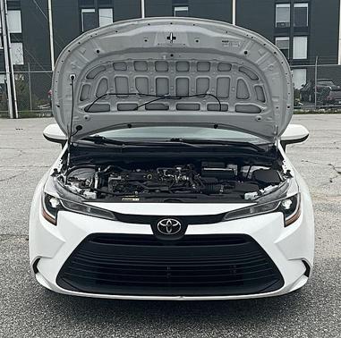 Ice Cap 2024 Toyota Corolla LE