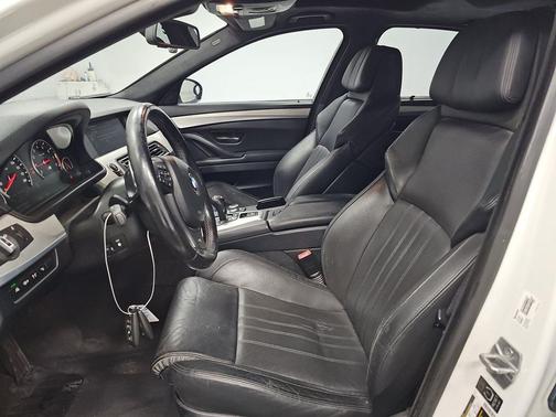 2013 BMW M5 Base