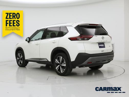 White 2023 Nissan Rogue SL