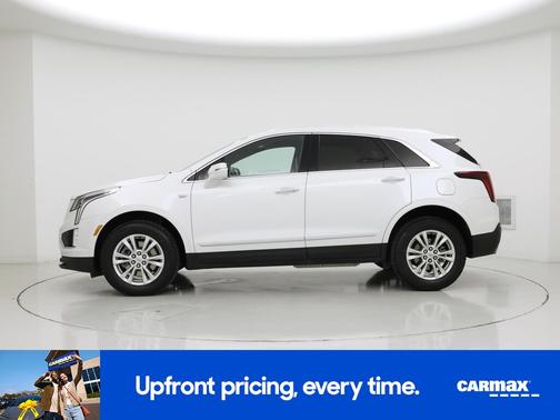 White 2023 Cadillac XT5 Luxury