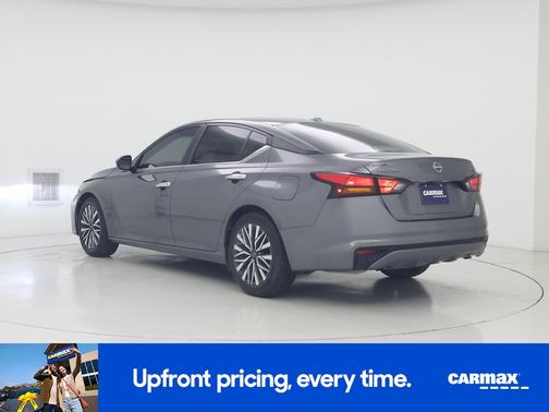 Gray 2023 Nissan Altima SV