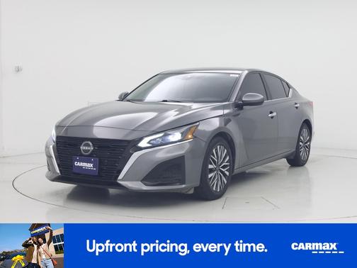 Gray 2023 Nissan Altima SV