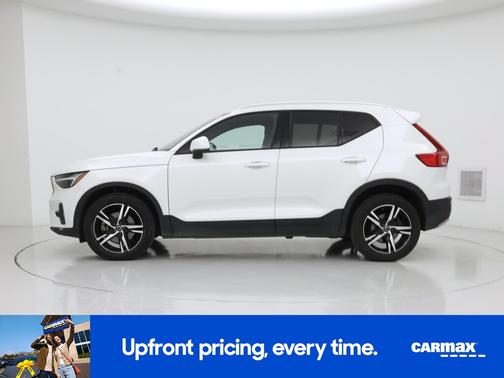 2023 Volvo XC40 B5 Core