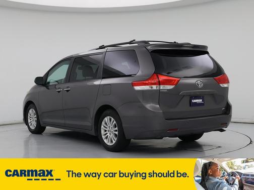 2014 Toyota Sienna XLE