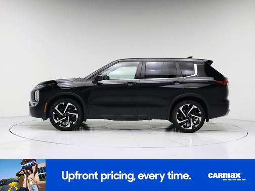 Black 2022 Mitsubishi Outlander SE