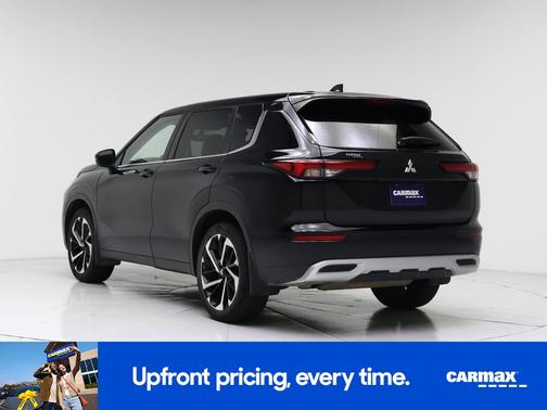 Black 2022 Mitsubishi Outlander SE