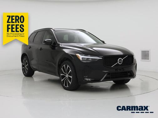 Black 2024 Volvo XC60 B5 Plus Dark Theme