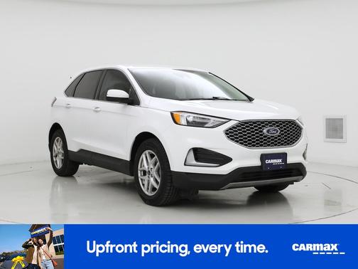 White 2023 Ford Edge SEL
