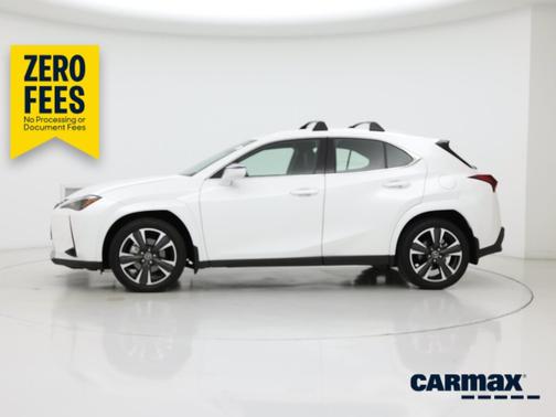White 2025 Lexus UX 300h Premium