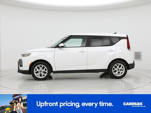 White 2020 Kia Soul S