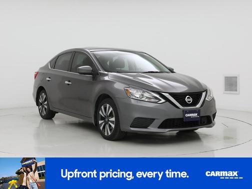 Gray 2019 Nissan Sentra SV