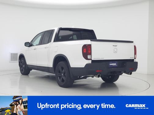 White 2023 Honda Ridgeline Black Edition