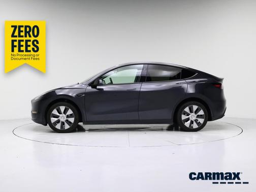 Gray 2024 Tesla Model Y Long Range