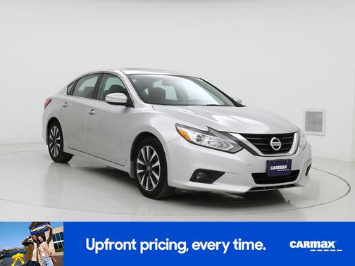 Silver 2016 Nissan Altima SV
