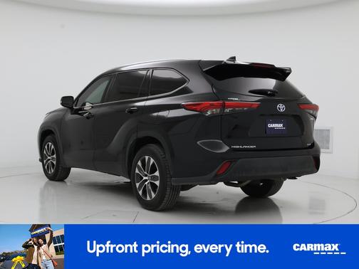 2022 Toyota Highlander Hybrid XLE Bronze