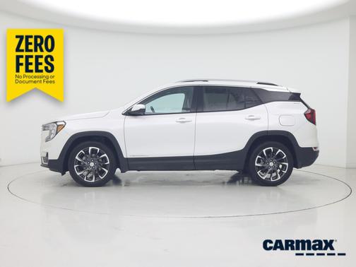 White 2023 GMC Terrain SLT