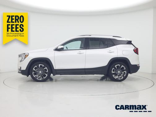 White 2023 GMC Terrain SLT